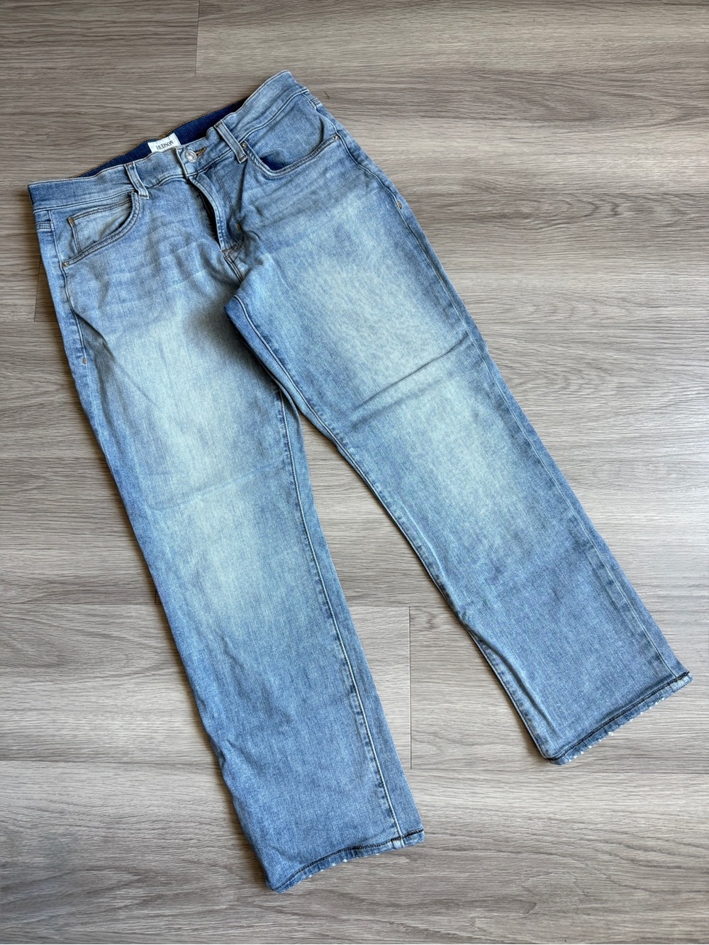 Hudson Byron Straight Jeans | Size 32 | Light Wash (Fab)